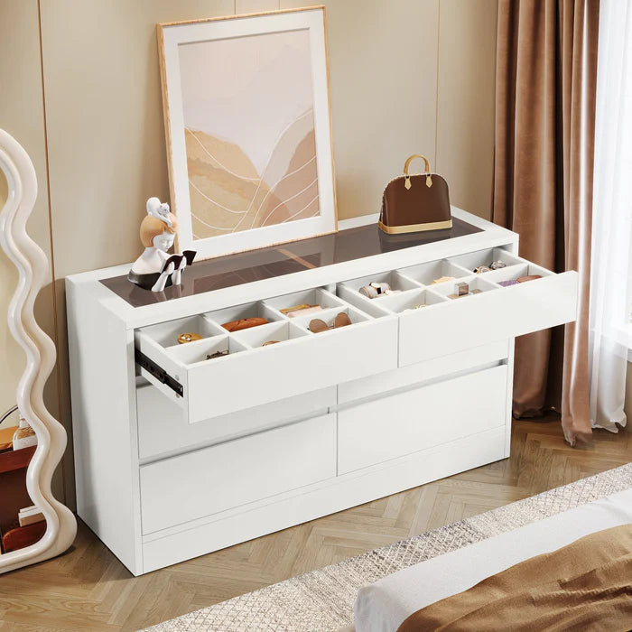 The Sinclair Dresser